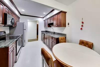9529 Bronx Place #213, Skokie, IL 60077 - Photo 11