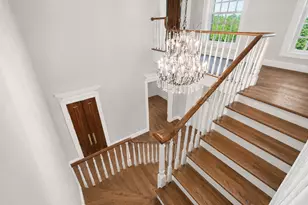 25W471 Plamondon Rd, Wheaton, IL 60189 - Photo 5