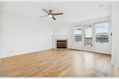 2910 N Commonwealth Avenue #3, Chicago, IL 60657 - Photo 9