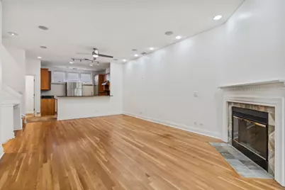 2910 N Commonwealth Avenue #3, Chicago, IL 60657 - Photo 5
