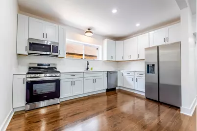8025 S Euclid Avenue, Chicago, IL 60617 - Photo 9