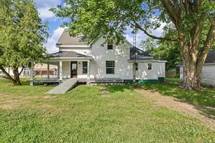 205 E Holloway St, Bismarck, IL 61814 - Photo 27
