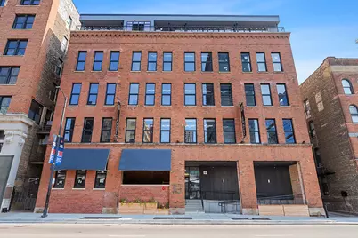153 W Ohio Street #208, Chicago, IL 60654 - Photo 1