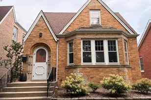 5316 N Lockwood Ave, Chicago, IL 60630 - Photo 1