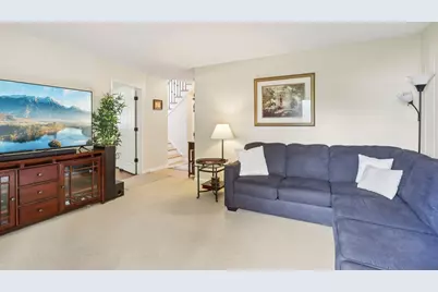1350 Rock Cove Court, Hoffman Estates, IL 60192 - Photo 17