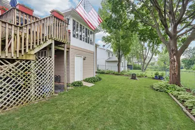 1350 Rock Cove Court, Hoffman Estates, IL 60192 - Photo 25