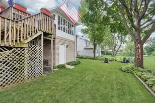 1350 Rock Cove Ct, Hoffman Estates, IL 60192 - Photo 25