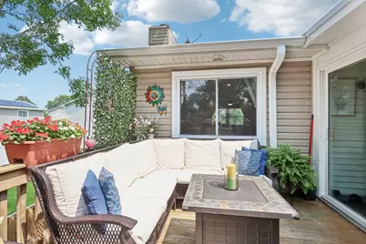 1350 Rock Cove Court, Hoffman Estates, IL 60192 - Photo 23