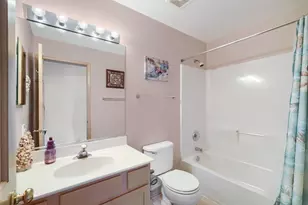306 Gazebo Ln, Lombard, IL 60148 - Photo 13
