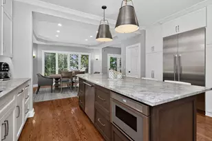 2439 Fawn Lake Cir, Naperville, IL 60564 - Photo 7