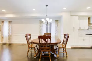 2819 Cuyler Ave, Berwyn, IL 60402 - Photo 9