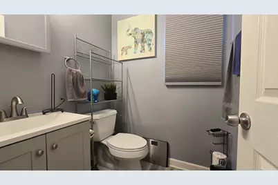 122 Canton Lane, Streamwood, IL 60107 - Photo 5