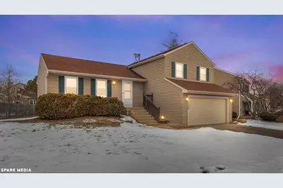 122 Canton Lane, Streamwood, IL 60107 - Photo 1