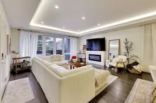 1340 W Walton St, Chicago, IL 60642 - Photo 3