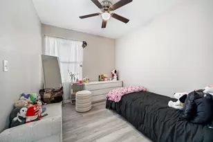2431 Gunderson Ave, Berwyn, IL 60402 - Photo 9