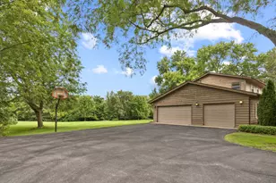 1150 Anne Ct, Sleepy Hollow, IL 60118 - Photo 27