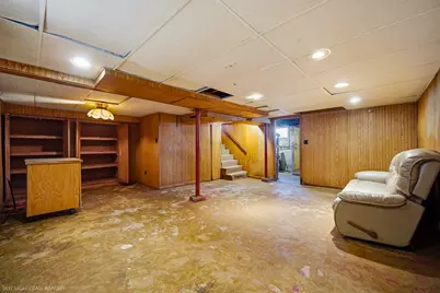107 Highland Street, Calumet City, IL 60409 - Photo 17