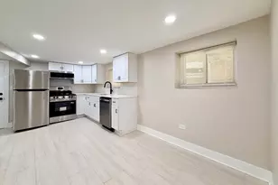 5536 N Spaulding Ave, Chicago, IL 60625 - Photo 3