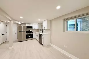 5536 N Spaulding Ave, Chicago, IL 60625 - Photo 3