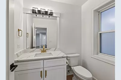 2128 N Lawler Avenue, Chicago, IL 60639 - Photo 9