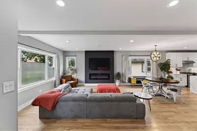 2128 N Lawler Avenue, Chicago, IL 60639 - Photo 3