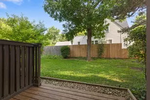 620 N Hough St, Barrington, IL 60010 - Photo 15
