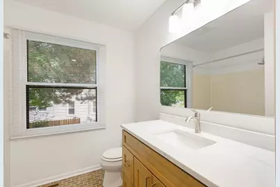 620 N Hough Street #A, Barrington, IL 60010 - Photo 11