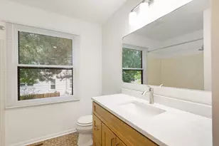 620 N Hough St, Barrington, IL 60010 - Photo 11