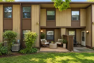 620 N Hough St, Barrington, IL 60010 - Photo 19