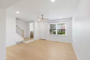 620 N Hough St, Barrington, IL 60010 - Photo 11