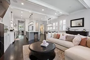 2448 W Moffat St, Chicago, IL 60647 - Photo 13