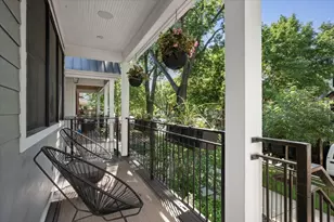 2448 W Moffat St, Chicago, IL 60647 - Photo 3