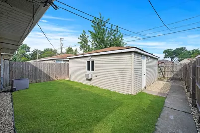 5206 State Road, Burbank, IL 60459 - Photo 11