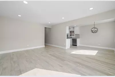 5206 State Road, Burbank, IL 60459 - Photo 3