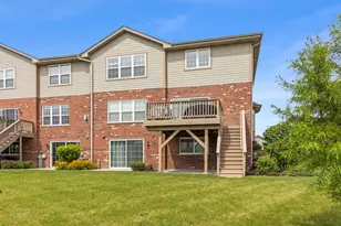 9437 Parkwood Ln, Tinley Park, IL 60487 - Photo 25