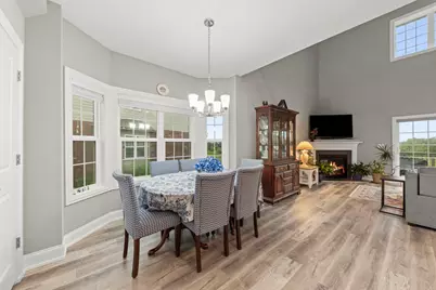 9437 Parkwood Lane, Tinley Park, IL 60487 - Photo 3