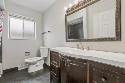 9005 N Grace Avenue, Niles, IL 60714 - Photo 15