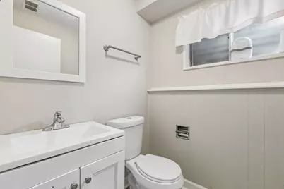 9005 N Grace Avenue, Niles, IL 60714 - Photo 19