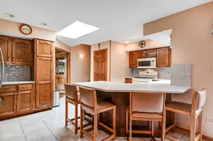 8636 W 98th Pl, Palos Hills, IL 60465 - Photo 7