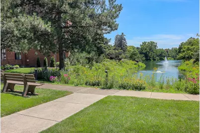77 Lake Hinsdale Drive #202, Willowbrook, IL 60527 - Photo 21