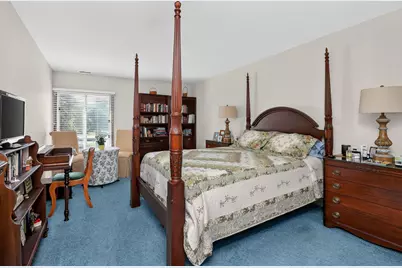 77 Lake Hinsdale Drive #202, Willowbrook, IL 60527 - Photo 11