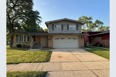 931 W Westwood Drive, Glenwood, IL 60425 - Photo 1