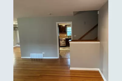 931 W Westwood Drive, Glenwood, IL 60425 - Photo 3
