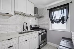 6548 S Kedvale Ave, Chicago, IL 60629 - Photo 13