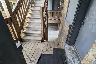 3040 W Wellington St, Chicago, IL 60618 - Photo 11
