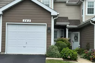 545 Woodcrest Dr, Mundelein, IL 60060 - Photo 1