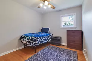 15406 Las Flores Ln, Oak Forest, IL 60452 - Photo 13