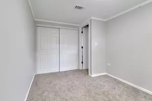 15406 Las Flores Ln, Oak Forest, IL 60452 - Photo 21