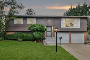 15406 Las Flores Ln, Oak Forest, IL 60452 - Photo 1