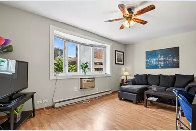 5918 N Kenmore Avenue #415, Chicago, IL 60660 - Photo 3